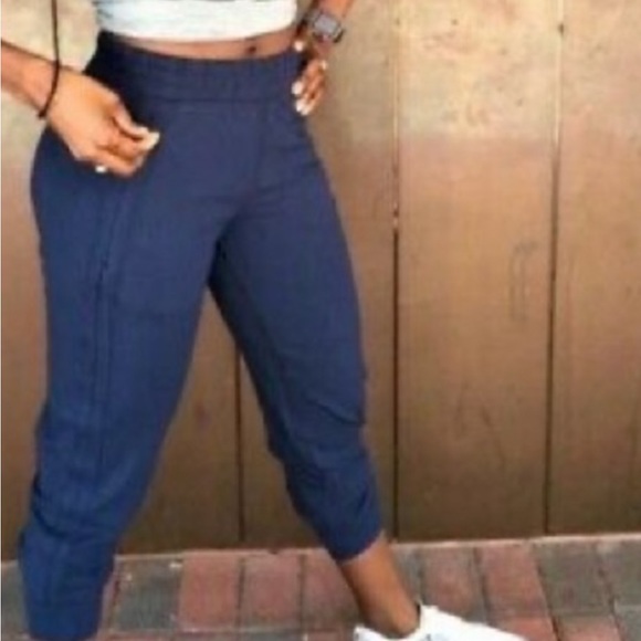 Lululemon Take Ten 7/8 Pant Joggers Crop Blue - Picture 7 of 10